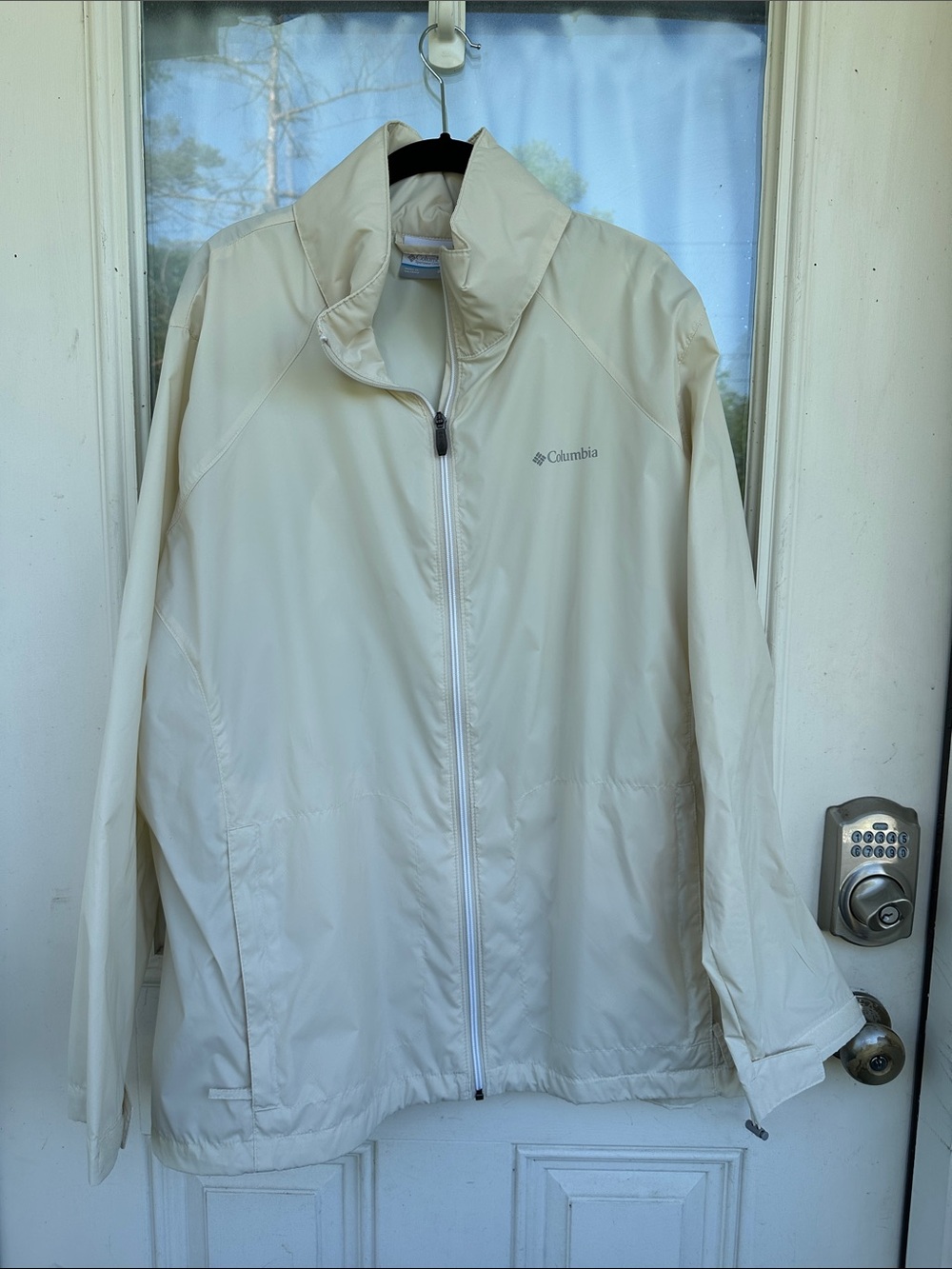 NWOT Columbia Cream Lightweight Switchback Rain Jacket (3X)